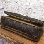 Louis Vuitton Pochette Metis M41465 Coffee